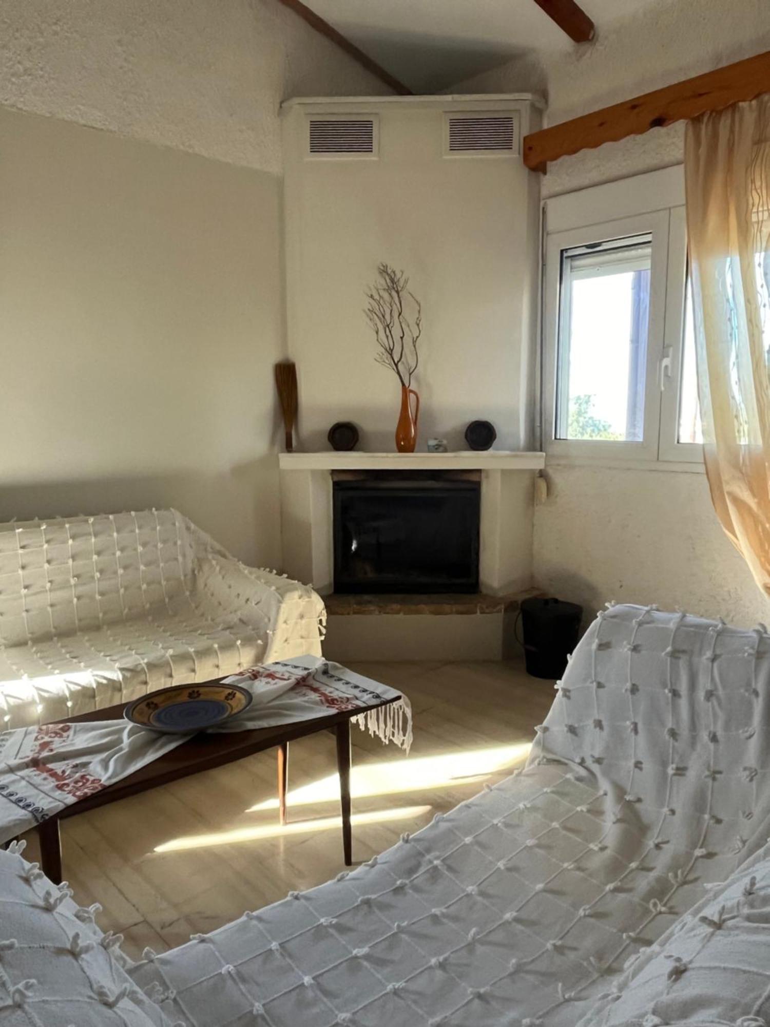 Kamera House Khordhakion Екстер'єр фото