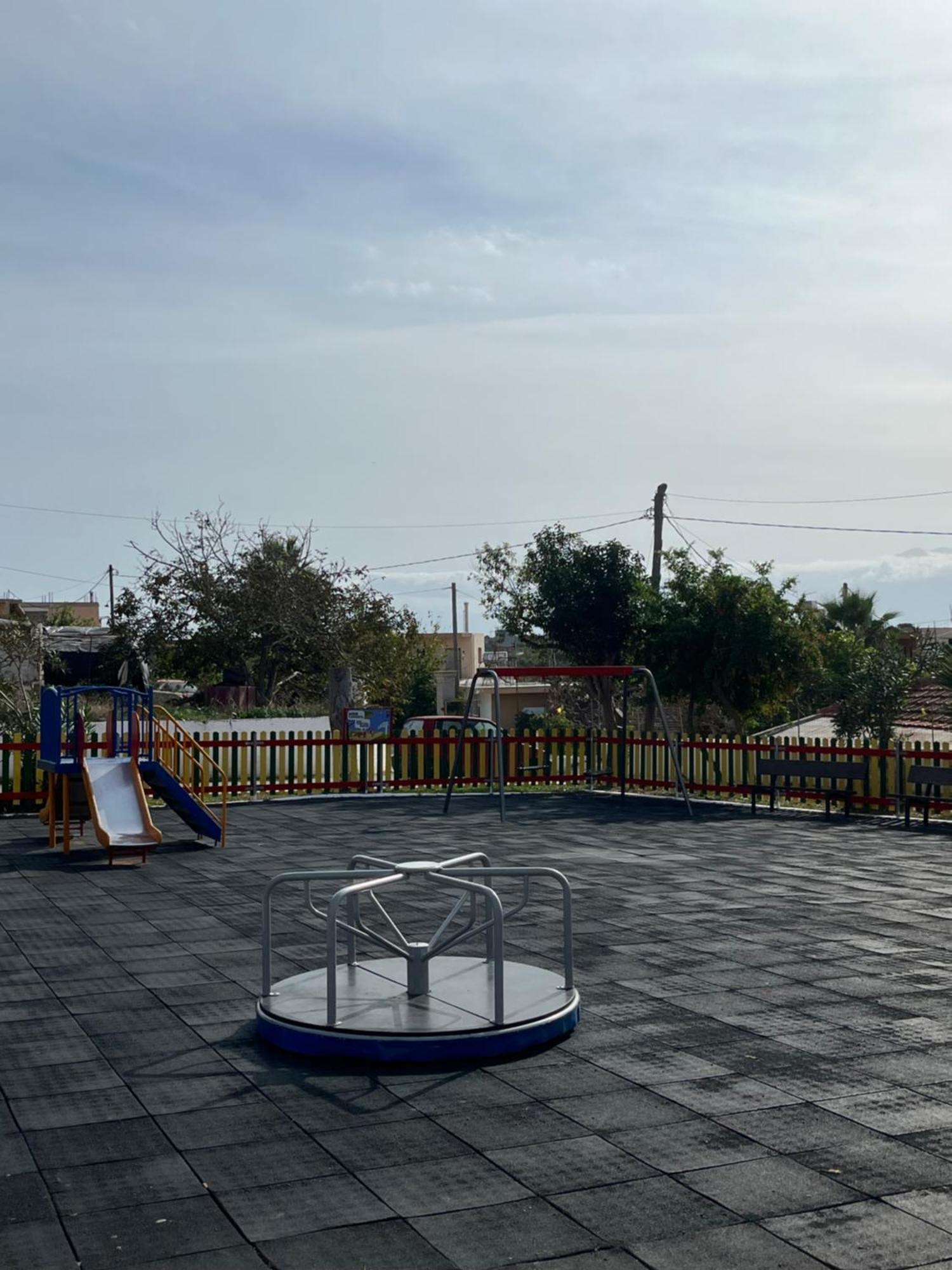 Kamera House Khordhakion Екстер'єр фото