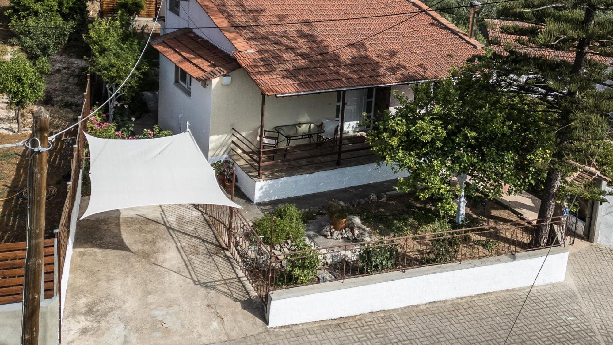Kamera House Khordhakion Екстер'єр фото