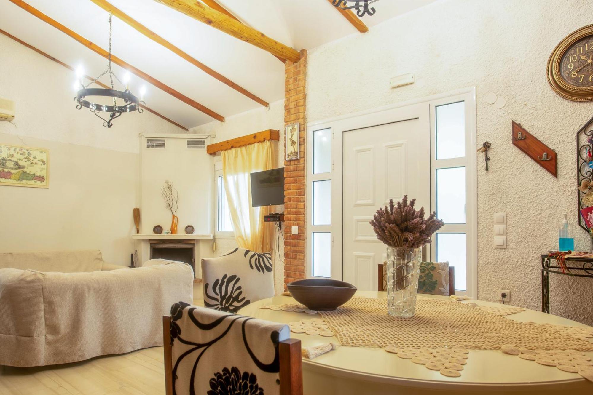 Kamera House Khordhakion Екстер'єр фото