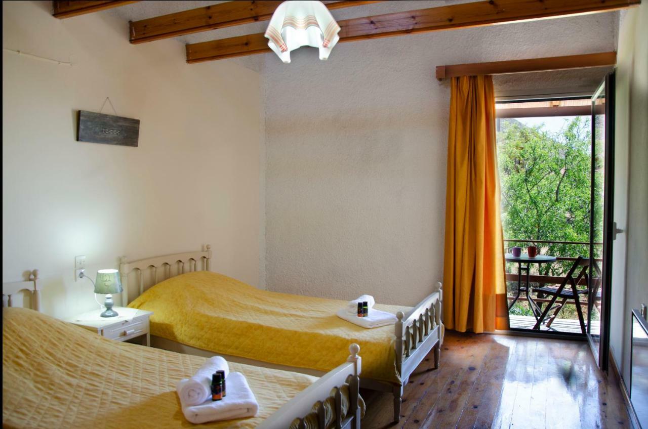 Kamera House Khordhakion Екстер'єр фото